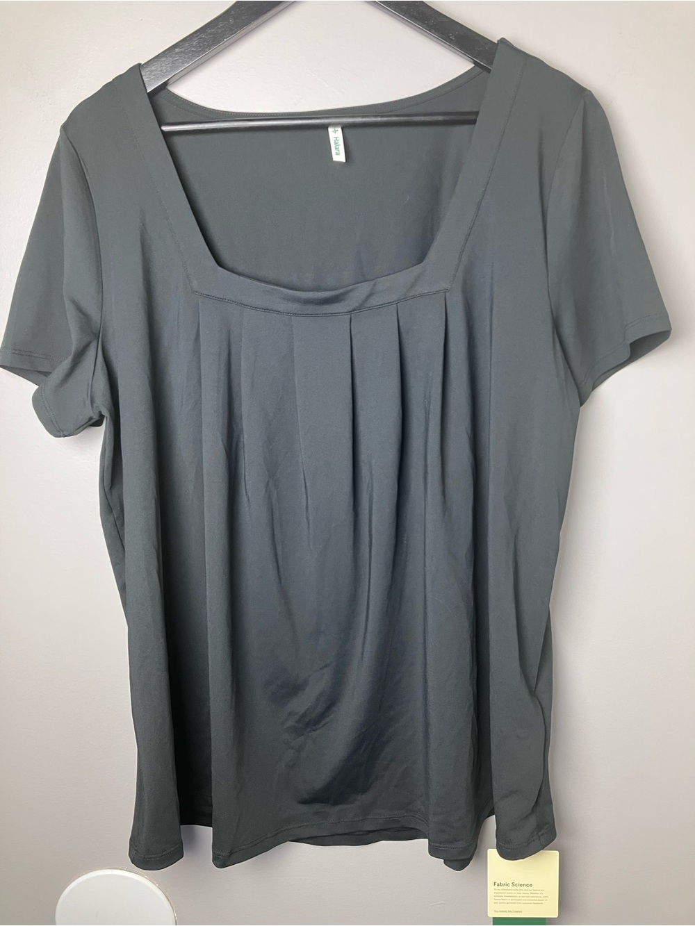 NWT HALARA Black Scoop-Neck Pleated Short Sleeve Top Size XL